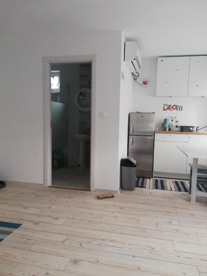 Casa Bunicilor Granny'S House Villa Юриловка Екстериор снимка