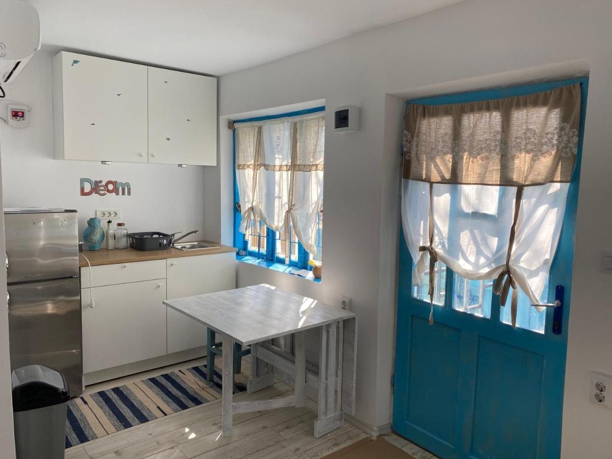 Casa Bunicilor Granny'S House Villa Юриловка Екстериор снимка