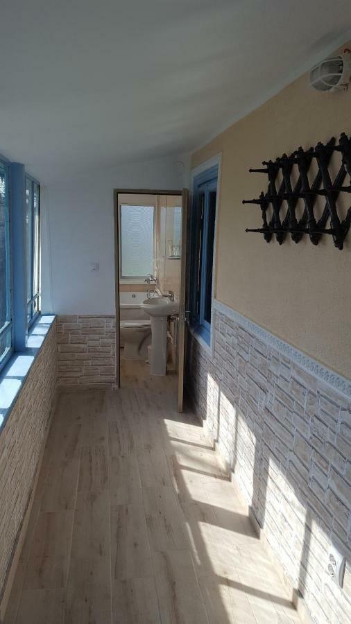 Casa Bunicilor Granny'S House Villa Юриловка Екстериор снимка