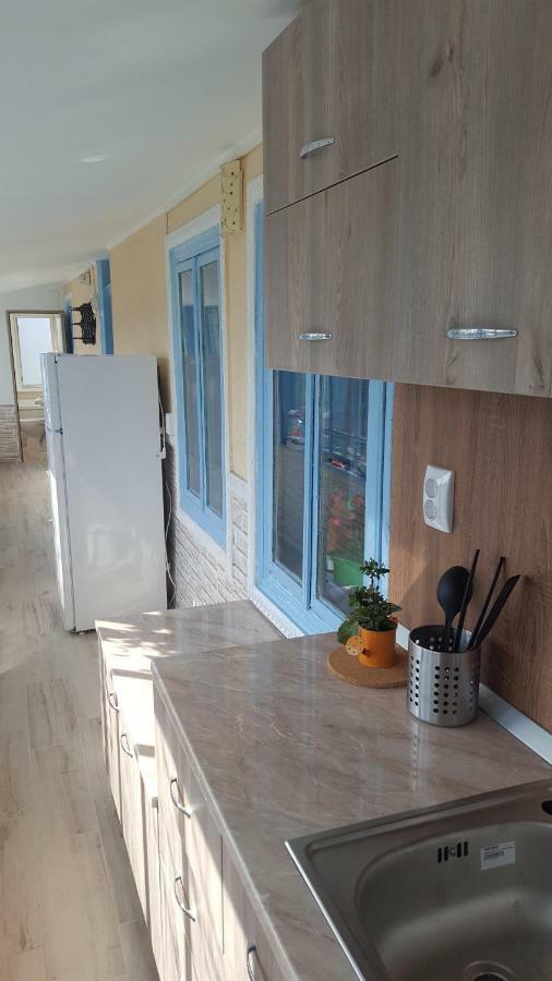 Casa Bunicilor Granny'S House Villa Юриловка Екстериор снимка