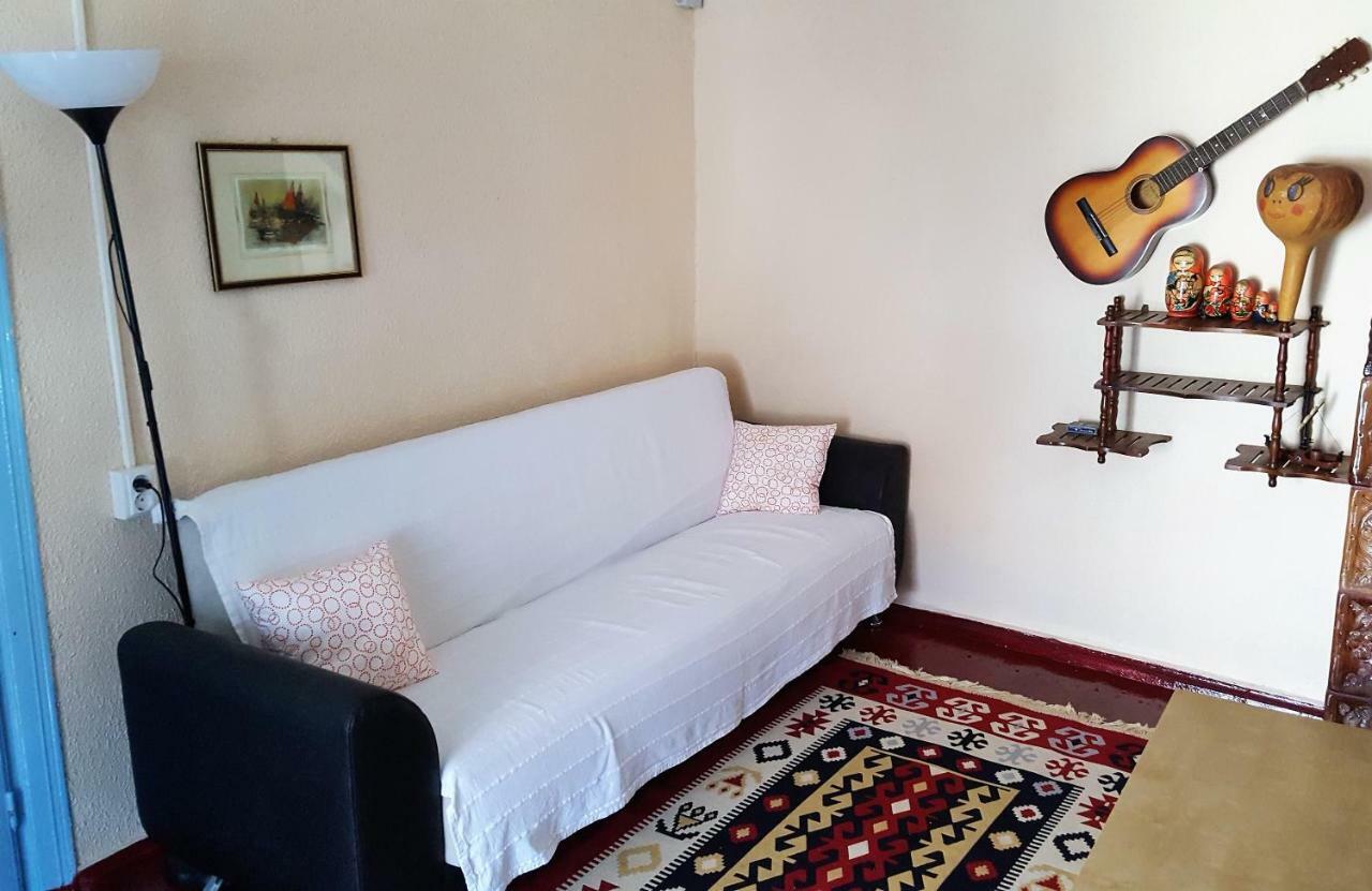 Casa Bunicilor Granny'S House Villa Юриловка Екстериор снимка